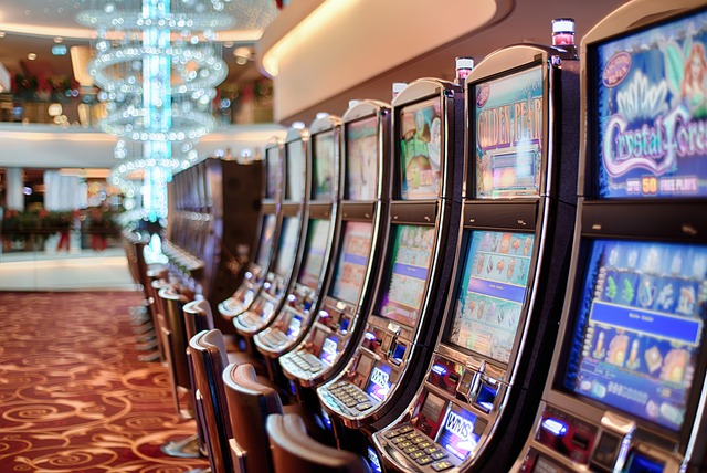How do slots work?